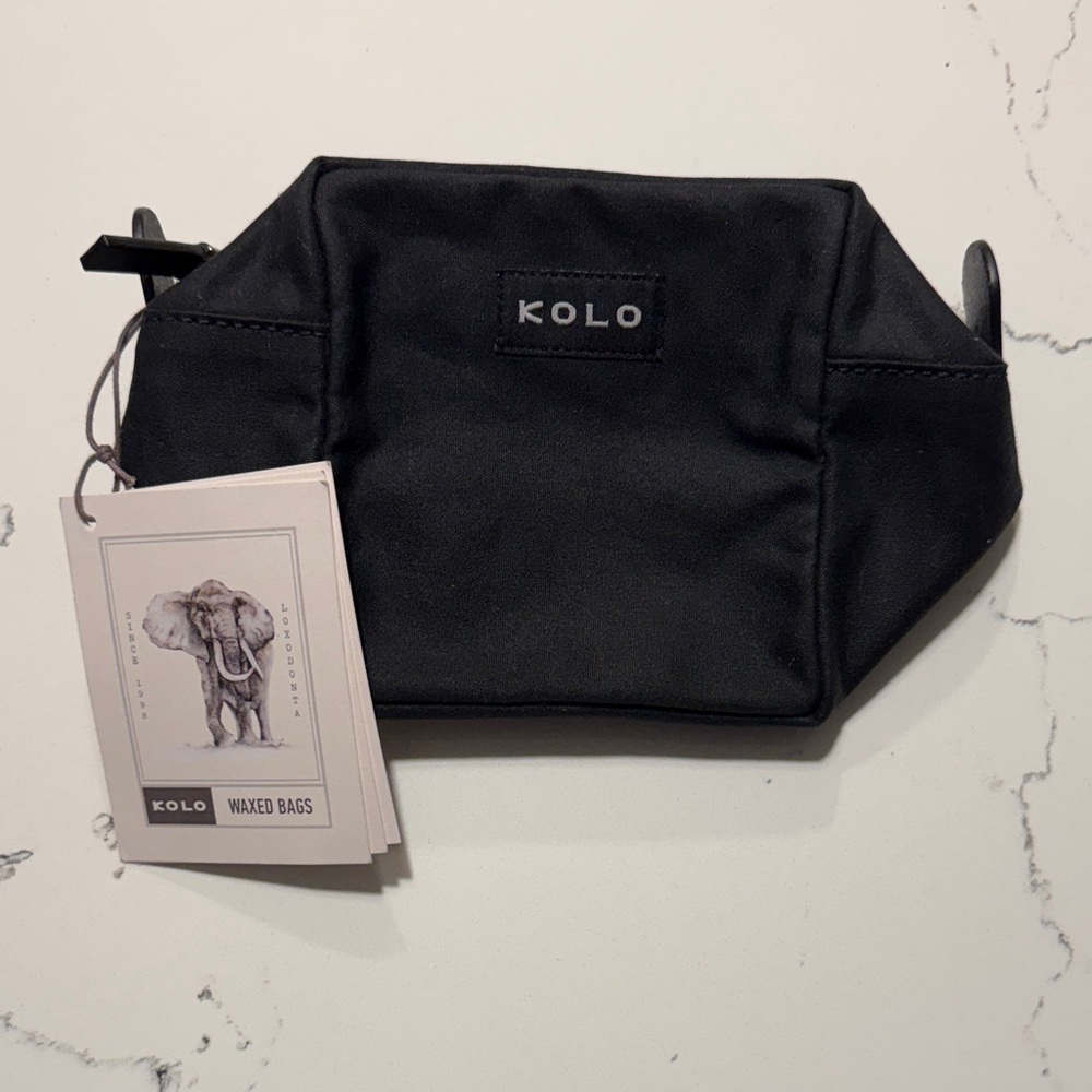 Kolo Black Waxed Travel Pouch